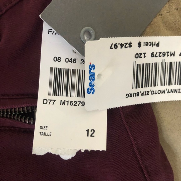 Jeans - Picture 3 of 3